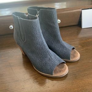 Toms booties with block heel